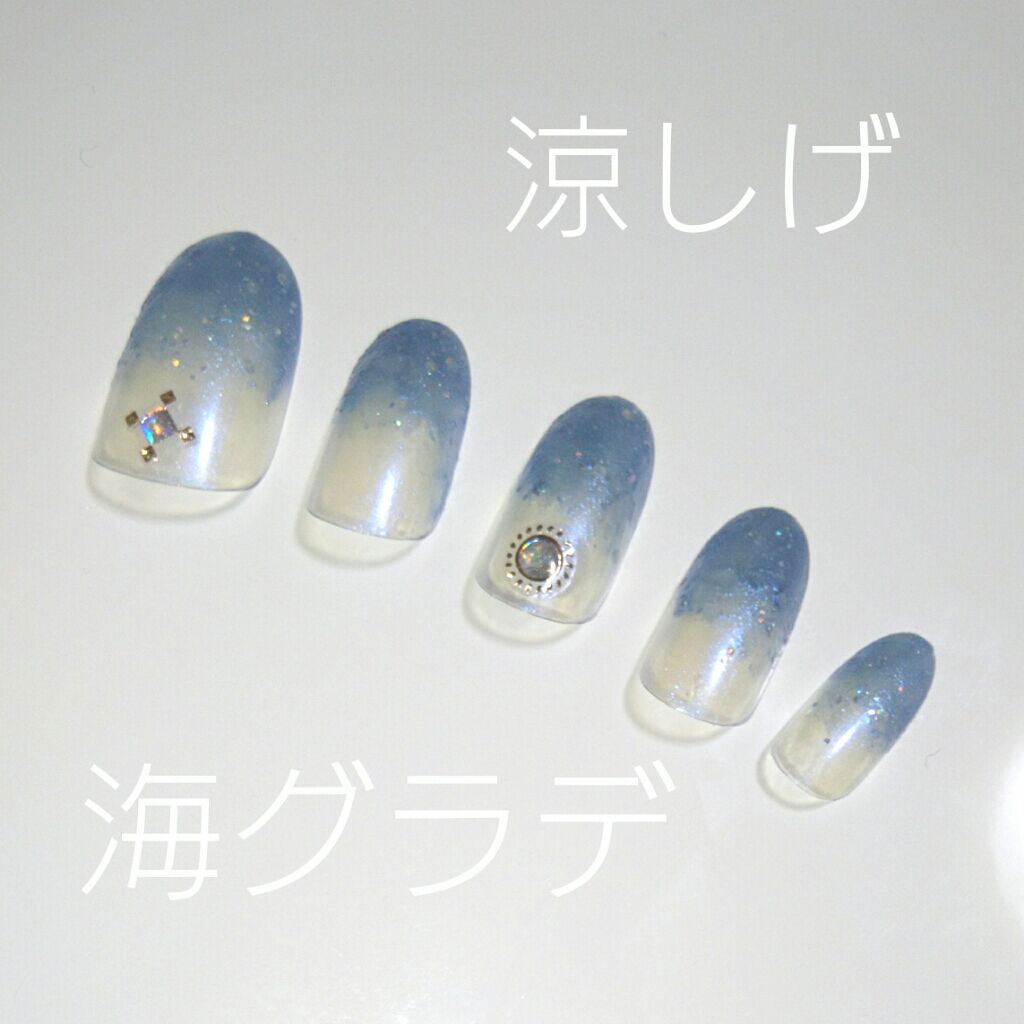 ▷ 涼しげネイルを