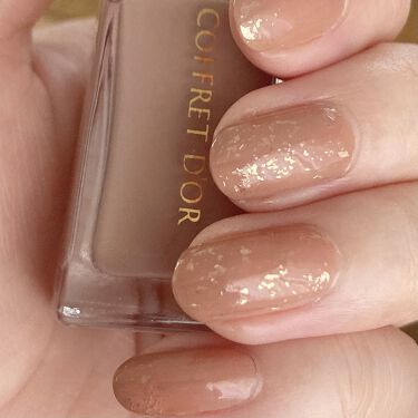 サンリオネイル Daisoを使った口コミ ヌーディベージュ ゴールドラメで大人っぽ上 By シャチ Lips サンリオネイル Daisoを使った口コミ ヌーディベージュ ゴールドラメで大人っぽ上 By シャチ Lips