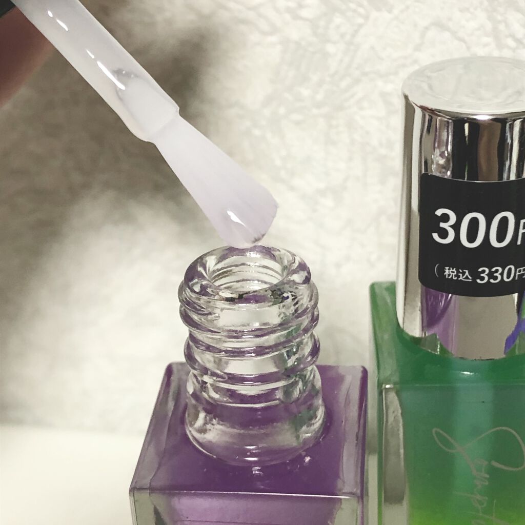 Somptueux ソンプチュー ネイルオイル Daisoの辛口レビュー ソンプチューネイルオイルとにかく可愛いダイ By えび天丸 混合肌 代後半 Lips