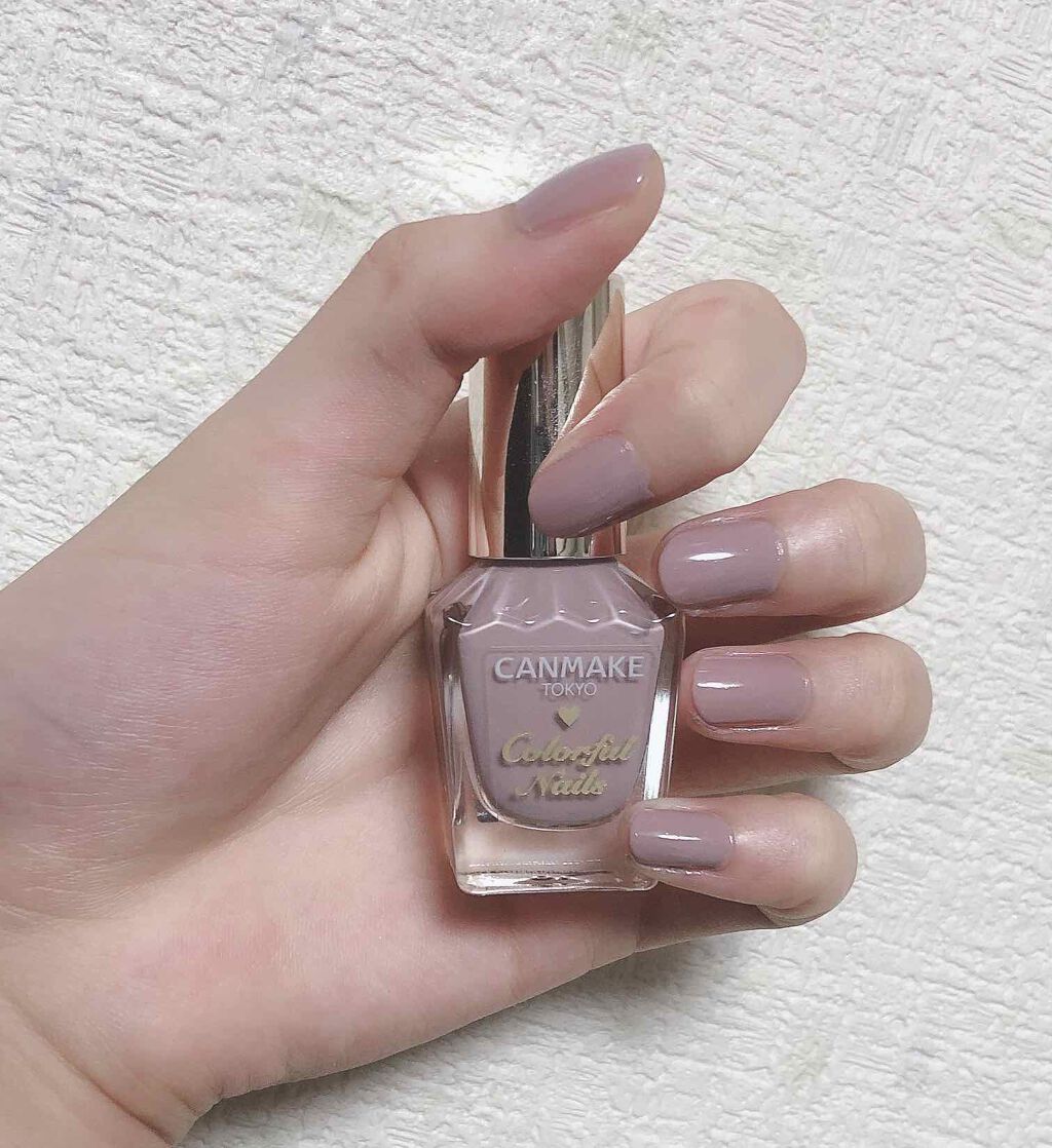 1:Colorful Nails