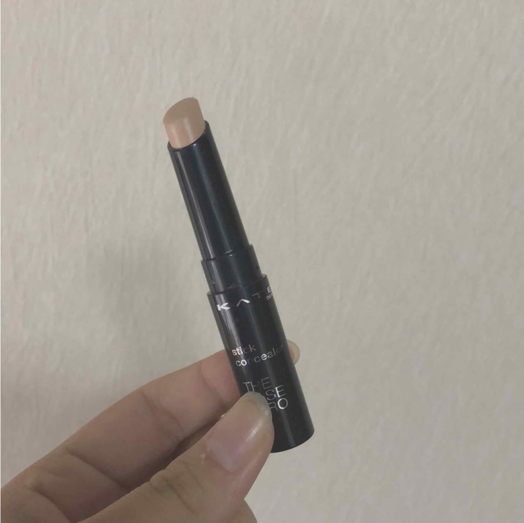 スティックタイプでしっかりカバー「KATE」