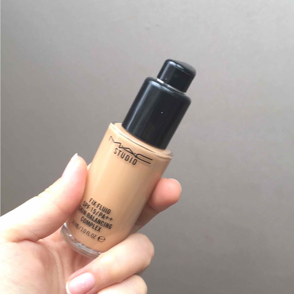 スタジオフィックス フルイッド SPF 15