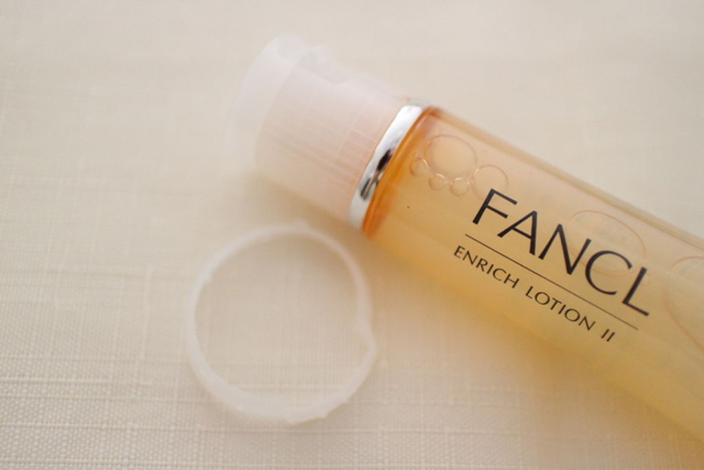 エンリッチ 化粧液 Ii しっとり ファンケルの口コミ 9 に発売されたファンケル エンリッチ By A Y A Lips