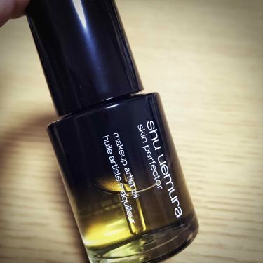 パーフェクターオイル Shu Uemuraの使い方を徹底解説 何度もリピしてる美容液です 朝は2滴 夜は By なぎこ 混合肌 Lips