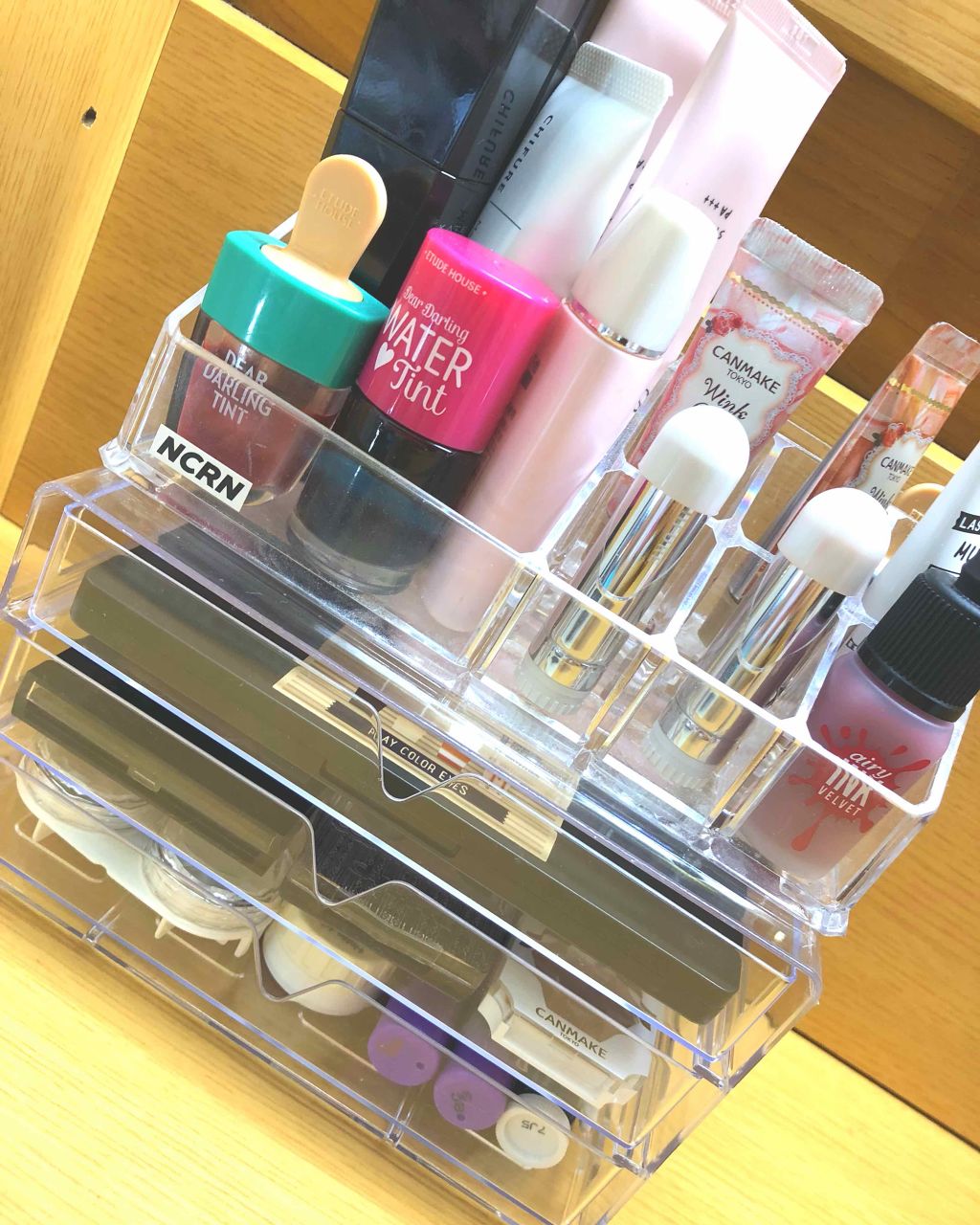 コスメ収納 Daisoを使った口コミ Daisoでコスメ収納 全部で350円 By Riho Lips