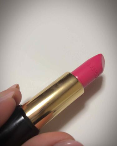 知ってて得する口紅の豆知識と情報盛りだくさん 必要アイテムと口紅の塗り方お伝えしちゃいます 新作 人気コスメ情報なら Favor フェイバー