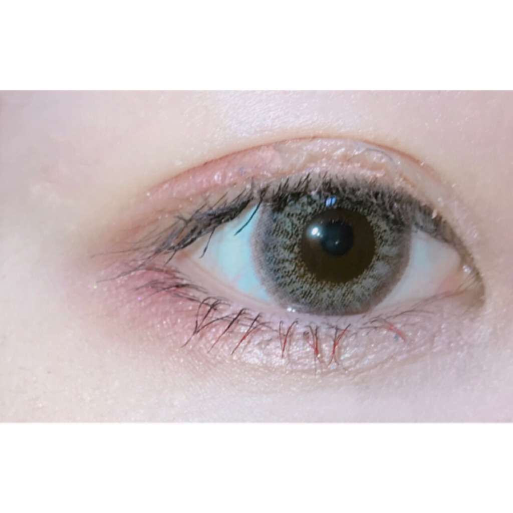 ナチュラルアイテープ Abを使った口コミ 瞼をくっ付けないタイプのアイプチで瞼をガチ By いお 低浮上 アトピー肌 代前半 Lips