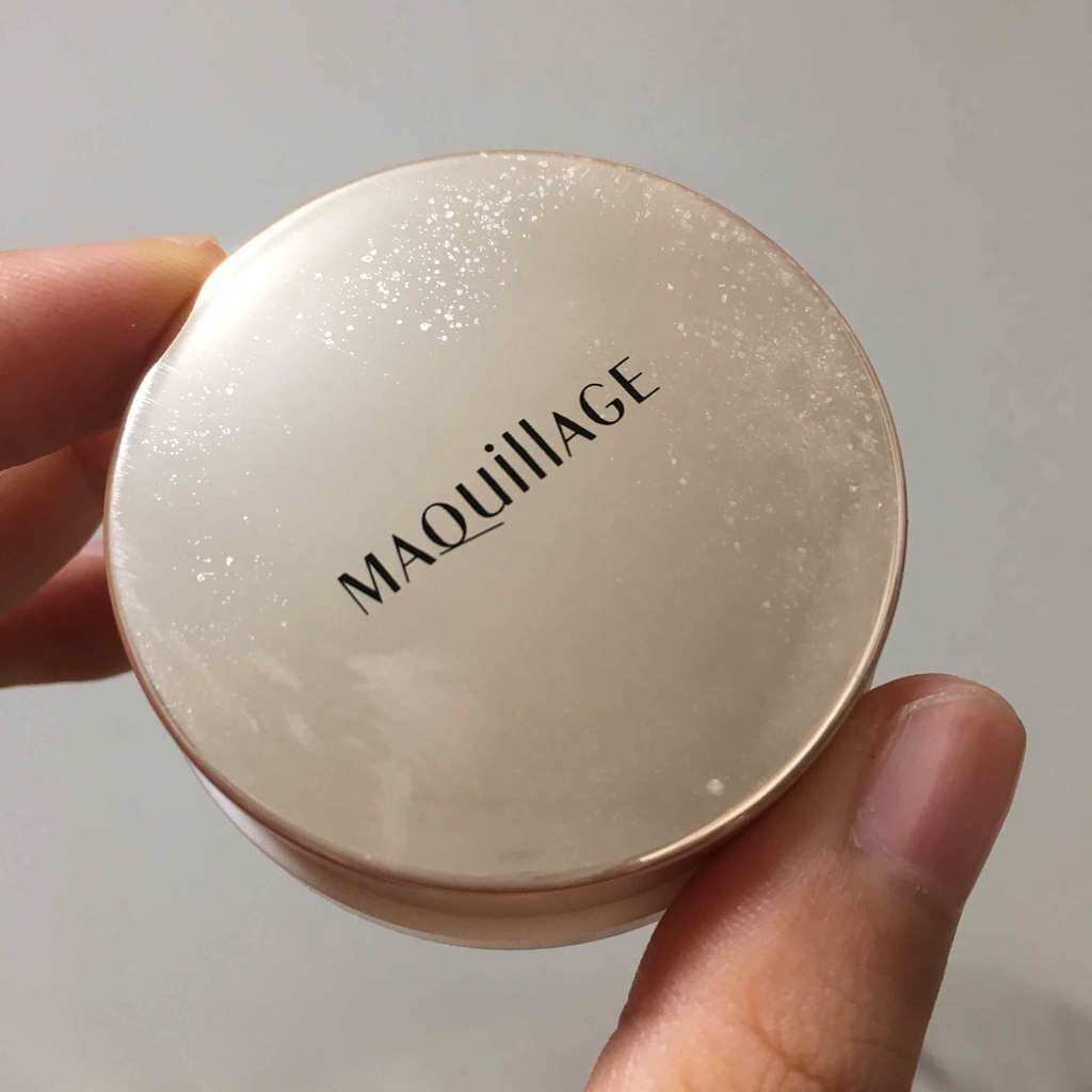 ファンデーションをなめらかに仕上げる「MAQuillAGE」