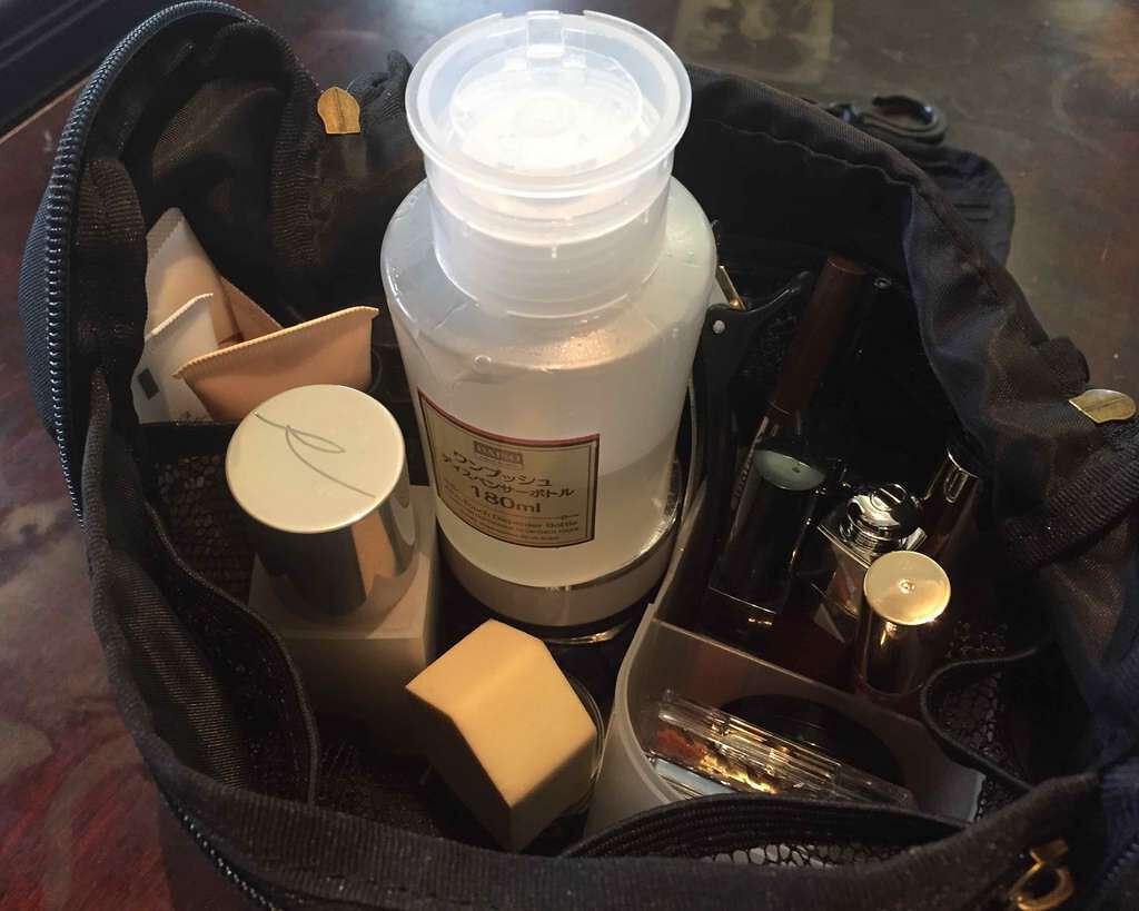 ポリプロピレンメイクボックス 蓋付 無印良品の口コミ 旅行のときに持参するポーチです ロフトかハ By まめ 乾燥肌 代前半 Lips