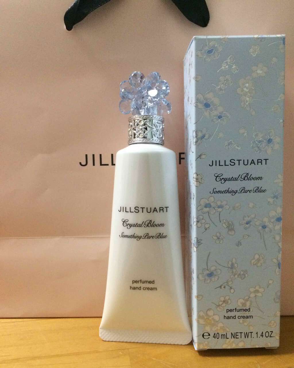 クリスタルブルーム サムシングピュアブルー パフュームド ハンド エッセンス Jill Stuartの口コミ Jillstuart クリスタルブルーム By らふぁ 敏感肌 20代後半 Lips