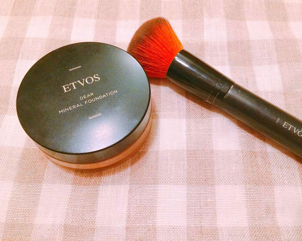 肌にやさしいファンデーション | ETVOS