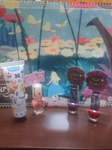 人気色をチェック ネイルカラー ディズニーストアのリアルな口コミ レビュー Lips