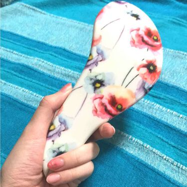 女髪ブラシ アヌシのリアルな口コミ レビュー Lips