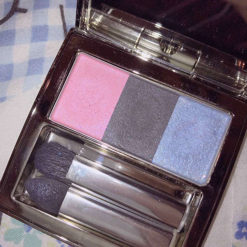 RMK:鮮明なコントラストで印象的に