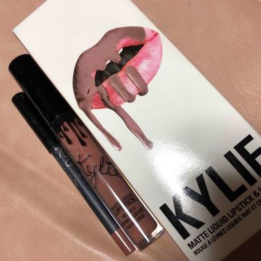 カイリーコスメティックス マットリキットリップスティック /Kylie Cosmetics