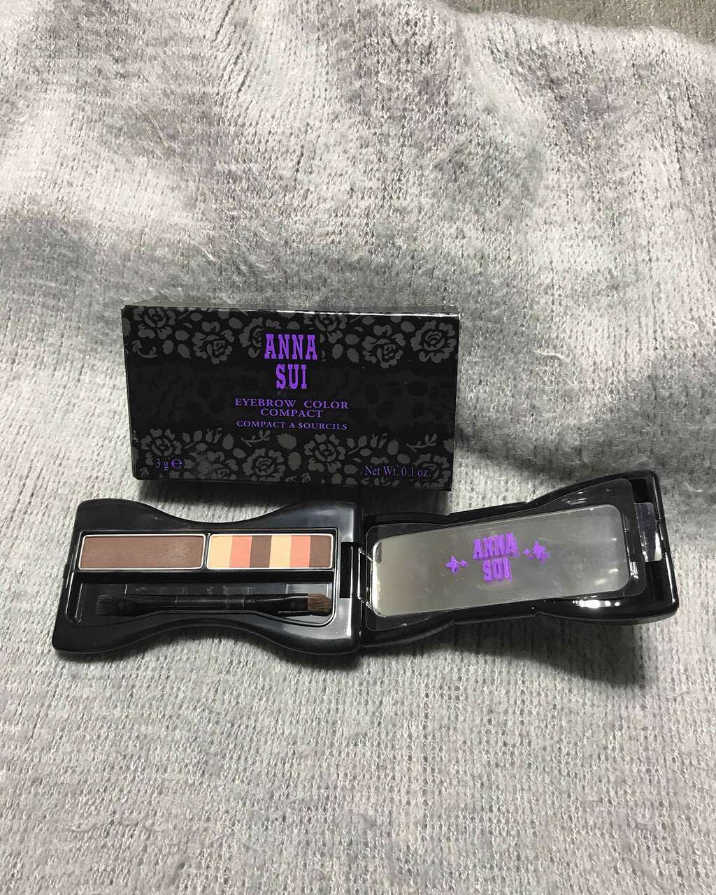 リボンの形がかわいい|ANNA SUI アイブロウ カラー コンパクト