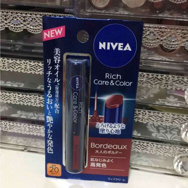 https://cdn.lipscosme.com/image/image2017-12-09-186-713-990-thumb.png