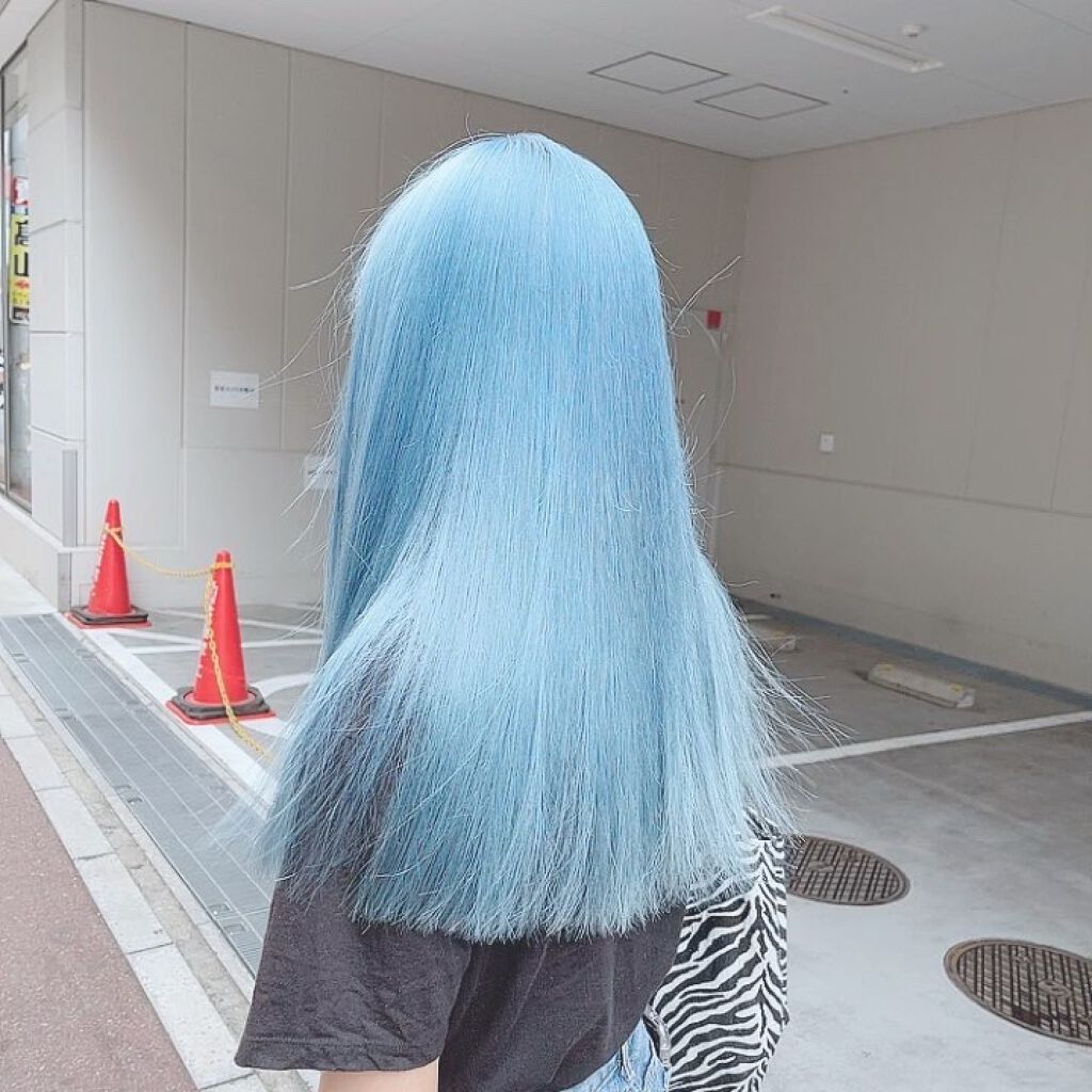 ユイル クロノロジスト R ケラスターゼの口コミ 水色の見え方の違い ペールカラー ペール By 鶴岡和幸 フォロバ 美容師 ヘアケア ブリーチ ヘアカラー 乾燥肌 代前半 Lips