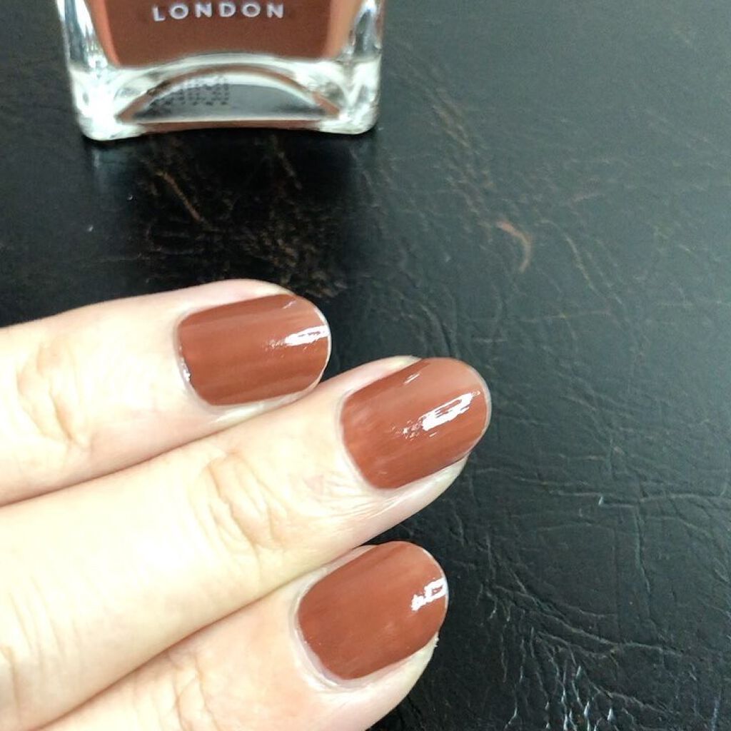 ネイルズ インク レッツ ゲット ヌード ネイルポリッシュ Nails Inc の口コミ 可愛いチョコブラウンカラー ネイルズインク By Miwa コスメ写真投稿ある方フォロバigも 乾燥肌 Lips