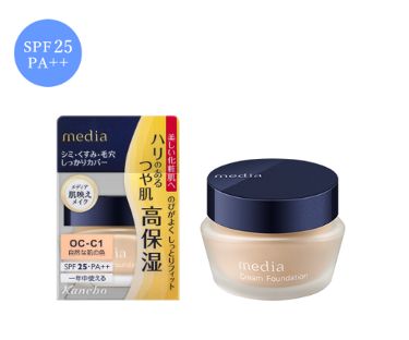 クリームファンデーション